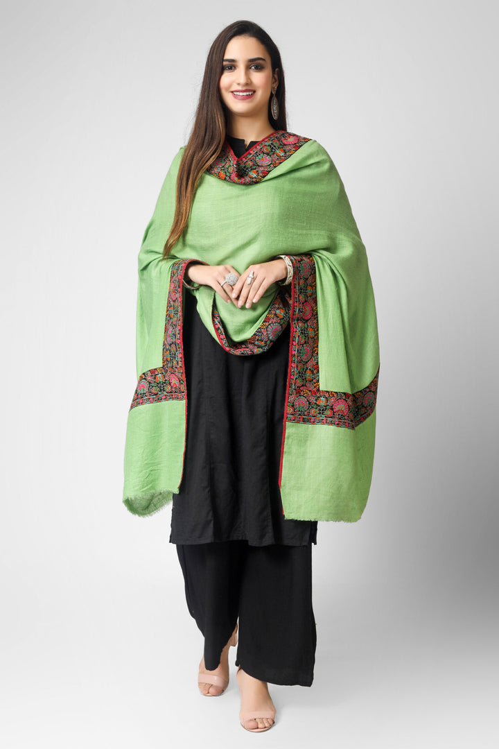 Green Pashmina patchwork dourdaar sozni shawl