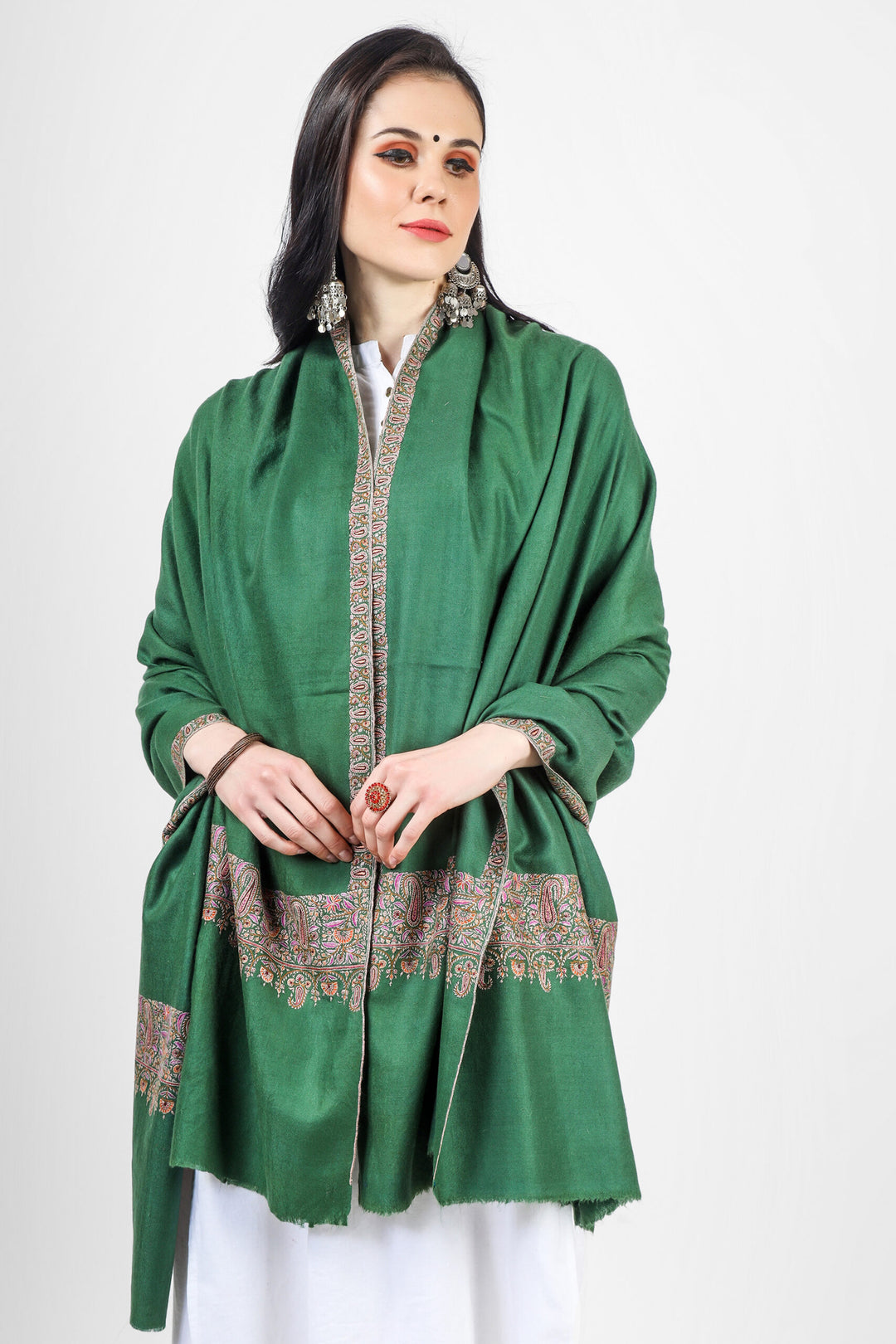 Green Pashmina  Maahir Dourdaar sozni shawl