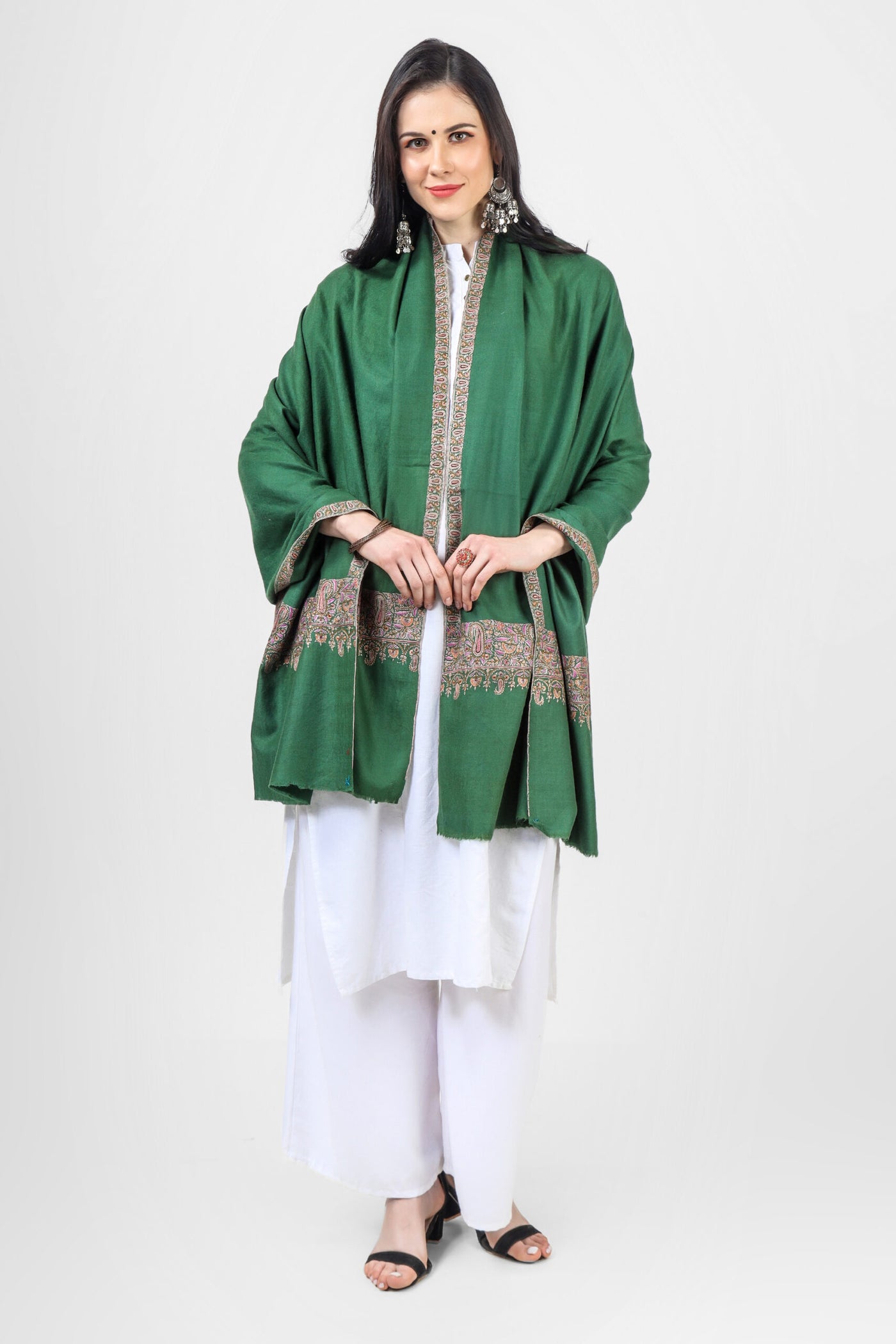 Green Pashmina  Maahir Dourdaar sozni shawl