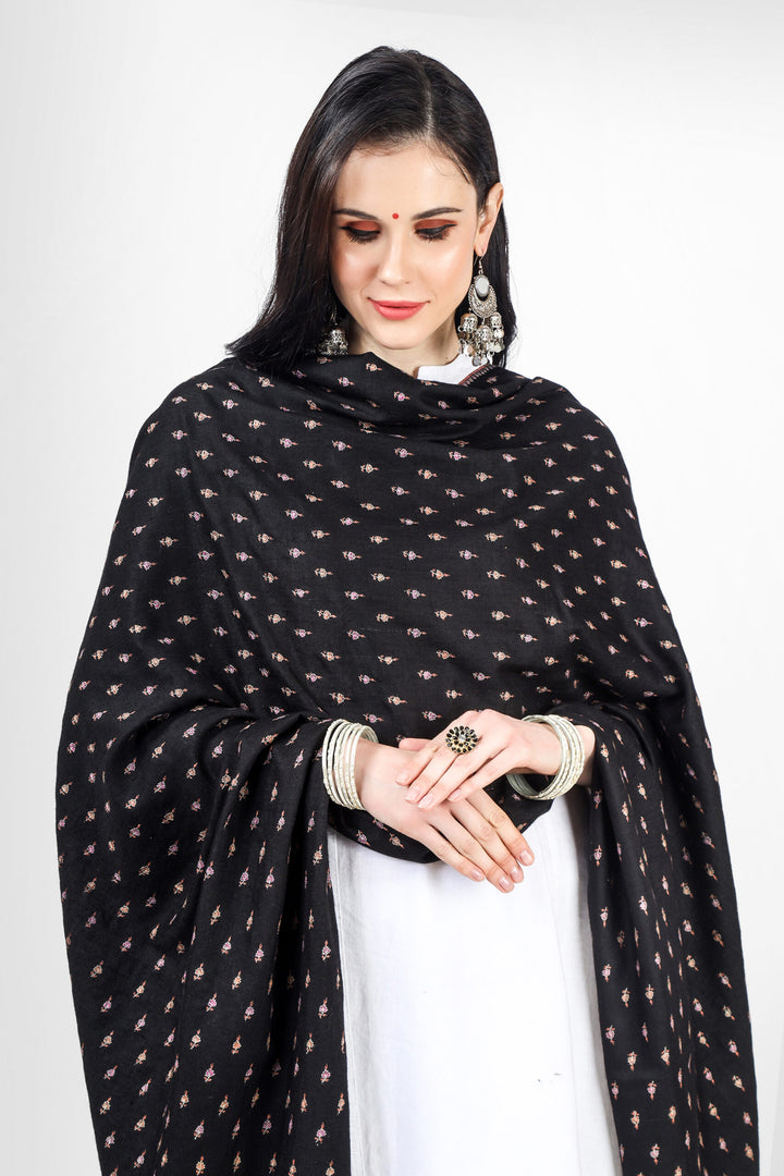 Black Pashmina small bootidaar sozni shawl