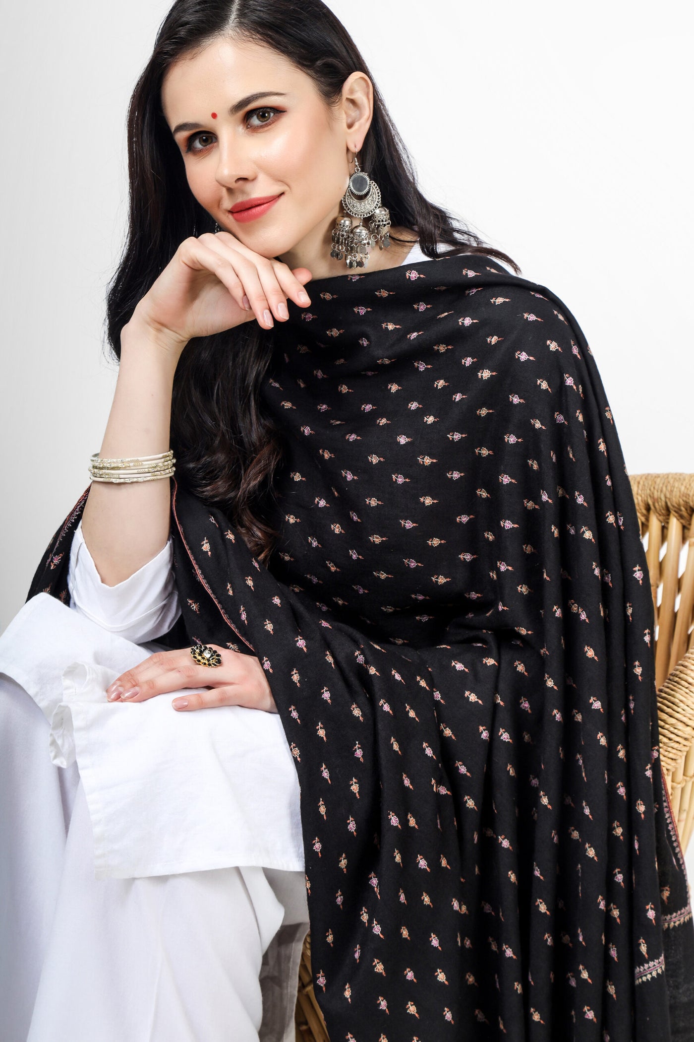 Black Pashmina small bootidaar sozni shawl